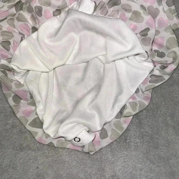 Baby Essentials - sleeveless Onesie Chiffon dress. Size 3 months - Picture 5 of 5